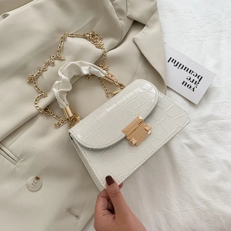 Trendy Summer Crossbody Chain Bag for Women 2020