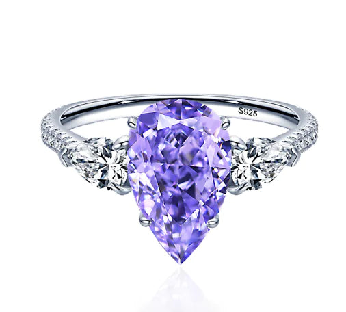 Drop-Shaped Yellow Diamond Ring in Sterling Silver