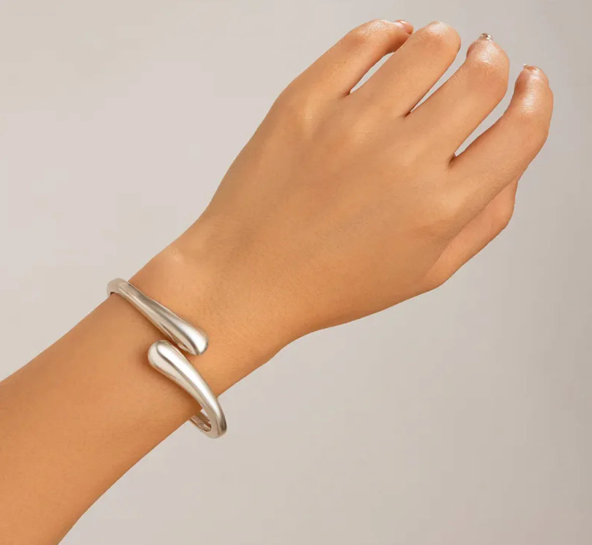 Geometric Metal Choker & Bracelet